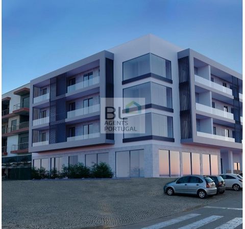 This development offers two and three bedroom flats with high quality finishes and good areas. All the flats have a car park and storage room in the basement, two bathrooms, large terraces with an interconnected kitchen and living room, and for the f...