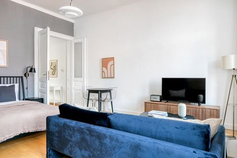 For stays longer than 1 month, we offer custom pricing. Please reach out for an exact quote! Discover the best of Vienna, with this modern apartment in a great location. It’ll be easy to simply show up and start living in this fashionably furnished a...