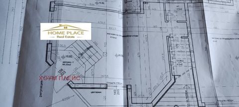 Thuis plaats - onroerend goed biedt te koop commerciële panden in een bakstenen gebouw op 'Lavrentiy Square' . De woning heeft een oppervlakte van 77m². en heeft de volgende verdeling: een grote hoofdkamer, die kan worden georganiseerd volgens de beh...