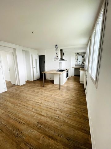 APPARTEMENT à saisir - refait à neuf