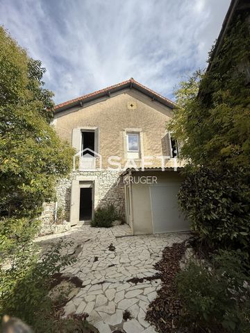 Grande maison à rénover proche Bergerac