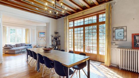 Magnifique maison de maître avec parc arboré  Millau