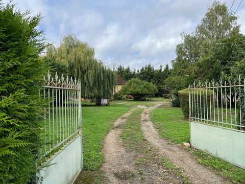 Corps de ferme avec grande dépendance et 7600 M² de terrain