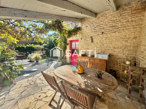 MAISON 2 CHAMBRES + UN BUREAU ET JARDIN COCOONING A NIORT ! Maison des années avant 1900, en pierre, située dans le vieux Sainte Pezenne à Niort, très bien entretenue, d'une superficie de 96m2,avec cave voûtée et jardin avec cuisine d'été et dépendan...