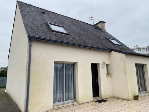 Maison de 7 pièces sur un terrain clos de plus de 520 m².