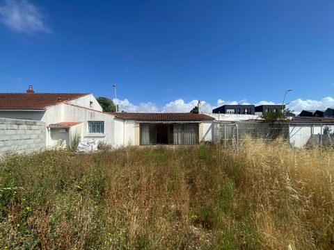 OPPORTUNITE RARE SUR UN SECTEUR RECHERCHE TERRAIN DE 354 M2 BORNE PLEIN SUD