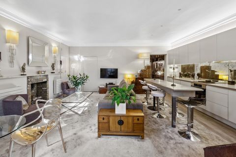 United Kingdom Sotheby’s International Realty would like to present this beautiful open-plan two-bedroom apartment is nestled in the heart of Chelsea. Lying on the lower ground floor of a red brick and stucco Edwardian building, the lateral property ...