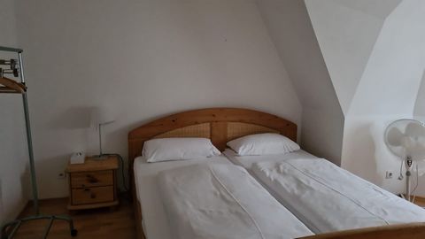 Our hotel is centrally located and yet quiet in a side street with little traffic. The trade fair and Frankfurt's city center are easy to reach on foot or by public transport. But also by car or cab our hotel is quickly accessible. In order to simpli...