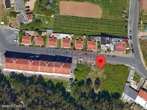Lote de terreno inserido em loteamento em Alfena - Valongo Descrição: - Área total do terreno: 1.782 m2 - Área bruta de construção: 1.950 m2 - Andares: 825 m2 - Cave: 562,50 m2 - Número de frações previstas: 15 com lugares de estacionamento e arrumos...
