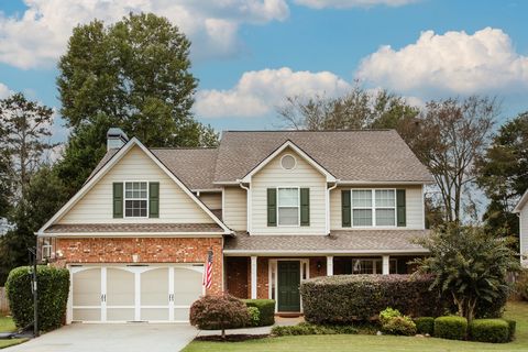Welcome home to this 4-bedroom, 2.5-bath traditional home in Millstone Crossing Subdivision! Perfect for growing families, with plenty of room to spread out and relax. The main level features a large family room with fireplace, dining room, updated e...