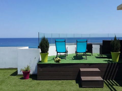5 luxurious 2 bedroom apartments near to the beach are available for sale in Pernera - Protaras. There are two apartments on the ground floor, one on the first floor and two on the second floor. The price starts from 170000Euros to 190000Euros The ap...
