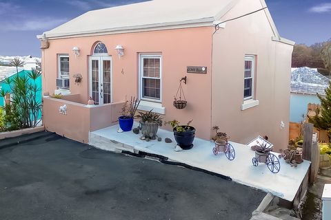 Affordable two-bedroom one-bathroom Bermuda Cottage. House been completely renovated with very modern finishes. Both bedrooms and bathroom are on the upper floor with living room kitchen and laundry on the lower floor. Property has tons of character ...