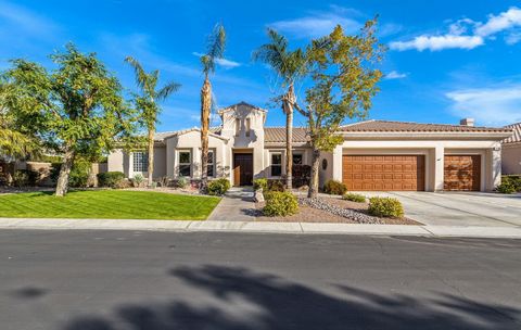 Located in the heart of La Quinta on a cul-de-sac in the highly desirable gated community of Althea sits this 3,277 SQ FT, 3BD + Office/3.5BA home. Upon entering you are instantly greeted by a generous great room complete with built-in entertainment ...