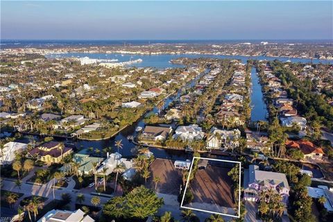 !!!WITHOUT A DOUBT THIS IS THE BEST WATERFRONT BUY IN ALL OF NAPLES!!! Check out the SIZE of this DIRECT ACCESS HOMESITE! !!! .38 ACRES !! WITH A 