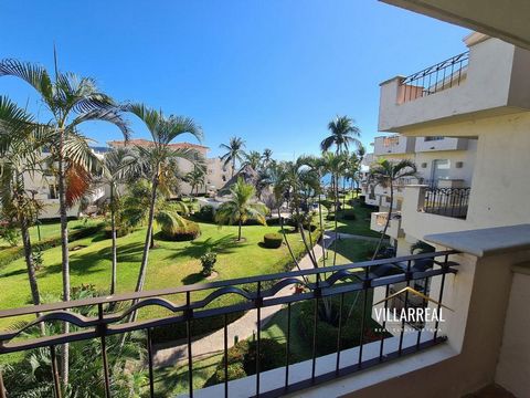 You're going to love this beautiful apartment in Ixtapa Iguanas, completely remodeled and with beautiful views of the beach. Located within the hotel zone, it is on the top floor, private parking, access to the beach, private area on the beach, stric...