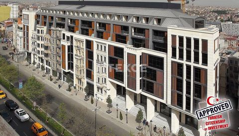 Appartements Prestigieux Avec Potentiel de Profit Élevé à Istanbul Beyoğlu Les appartements à vendre sont situés à Beyoğlu Taksim, l'un des districts les plus centraux d'Istanbul. Il accueille de nombreux hôtes locaux et étrangers en journée. La régi...