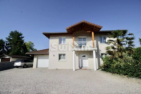 Ref: ST1792 Swixim International offers you this beautiful house from 2012 a few steps from the town center of Douvaine. It consists on the ground floor of an entrance leading to a large living room opening onto a beautiful garden with trees, a separ...