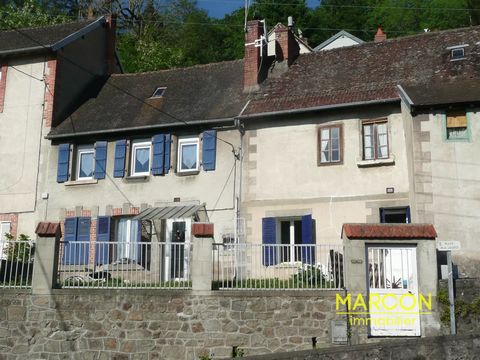 CREUSE - LIMOUSIN - Ref 87072 - AUBUSSON A rented house composed on the ground floor of a F3 apartment (rented €400/month HC) comprising: entrance, kitchen, living room, two adjoining bedrooms, shower room + wc. Individual city gas heating. On the 1s...