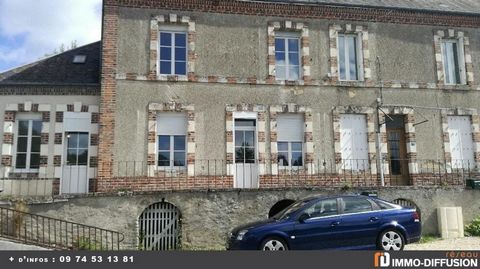 Mandate N°FRP89893 : REAL ESTATE, 5 MN south of Mondoubleau, 25 MN NW of Vend?me, ideal for rental investment, including: two F1 apartments and two apartments type F2, a common courtyard with a small garden. 7 parking spaces. A house type F3 with gar...
