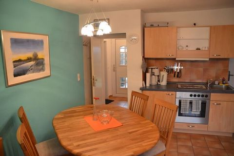 Stay in this lovely apartment in Poel with your family or friends. There is a nice and beautiful garden with furniture where you can sit and relax while enjoying your drinks and meals. You may also close the day on the terrace with a drink of your ch...