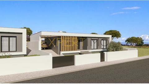 COD. EXT. 7093 3 bedroom villa, modern style, under construction, with excellent construction and good finishes. Villa, consisting of living room and kitchen with 47 m2 (kitchen with appliances), 3 bedrooms one of which is a suite (2 with 14 m2, and ...