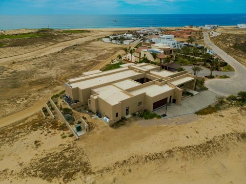 Explore the exceptional elegance of this Diamante home intricately crafted to envelop your existence in the luminosity freshness and the majestic allure of the Pacific Ocean. Its vast windows usher in a cascade of sunlight beautifully outlining the l...