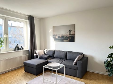 Moderne 2-Zimmerwohnung nahe Hauptbahnhof Diese charmante 2-Zimmerwohnung bietet Ihnen nicht nur eine hervorragende Lage, sondern auch modernen Komfort. Ausstattung: Vollausgestattete Küche: Genießen Sie das Kochen in einer stilvollen Küche, die mit ...