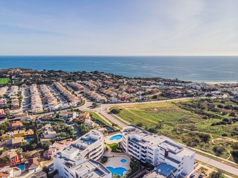 Located on the second floor of a prestigious condominium in Porto de Mós, you will find this lovely two-bedroom apartment. The apartment consists of an entrance hall, 2 bedrooms and 2 bathrooms with one having a balcony and being ensuite, an open pla...