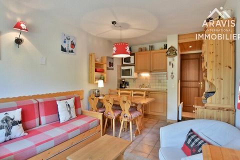 Appartement C22 (33m²) is prachtig gelegen in het hart van het dorp Chinaillon tussen de skipistes en de hoofdstraat van het dorp, in het gebouw Pistes du Soleil C, gebouwd in 2002. Dit appartement is geschikt voor maximaal 4 personen; ideaal voor ee...