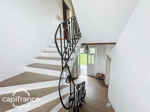 UNIQUEMENT CHEZ CAPIFRANCE Belle Maison de Maître à Plaine-et-Vallées, où CHARME et LUMINOSITÉ se conjuguent pour créer votre futur chez-vous ! À l'entrée, laissez-vous envelopper par l'atmosphère chaleureuse et conviviale. Vous serez accueilli par u...