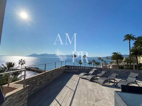 NOUVEAU Cannes Vieux Port - Penthouse de 125 m2 - Vue Mer Panoramique