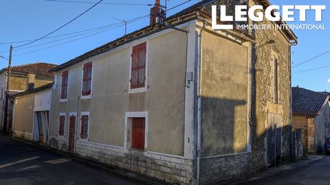 A33551DCO79 - Esta propiedad ofrece dos salas de recepción, una cocina y una tienda en la planta baja y tres habitaciones y un baño en el primer piso, pero esta propiedad necesitará renovaciones, incluido el trabajo en el techo. Hay un garaje conside...