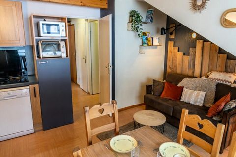 The amazing apartment, located in the heart of Les Orres 1800, offers a perfect base for a ski-in, ski-out experience. Ideally situated on the snow front, you can enjoy direct access to the slopes, with ski lockers provided for your convenience. The ...