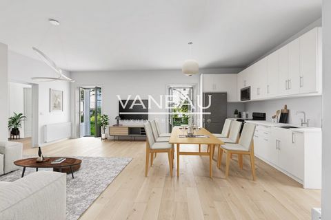 In een prachtig, absoluut rustig condominium biedt Groupe Vaneau u een appartement op tuinniveau van 87,95 m² (85,10 m² loi carrez). Het is volledig gerenoveerd en bestaat uit een inkomhal, een lichte dubbele woonkamer met een open keuken die uitkomt...