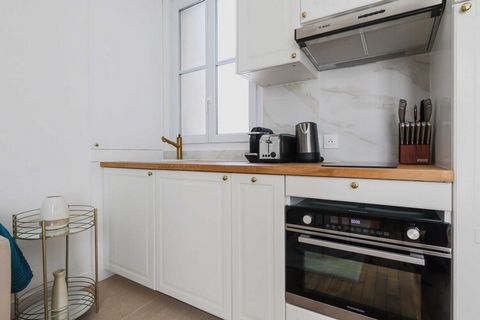 Checkmyguest bietet Ihnen mit dieser eleganten 30 m² großen Wohnung im 16. Arrondissement von Paris eine Oase der Ruhe, ideal für bis zu 4 Personen. Zwischen dem Bois de Boulogne und der Seine gelegen, ist es der ideale Ort, um die Grünflächen zu erk...