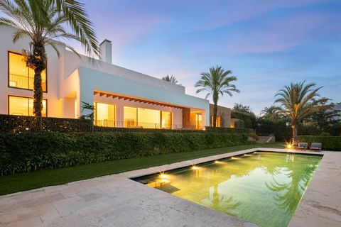 Located on the exclusive Green 10 within the prestigious Finca Cortesin Resort, this magnificent villa features captivating architecture that offers a contemporary twist to golfside living. Upon arrival, you are greeted by a private driveway that off...