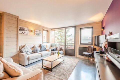 Dit onlangs gerenoveerde driekamerappartement in het hart van Morzine biedt 82 m² aan stijlvol bergleven en biedt plaats aan maximaal 6 personen. Het appartement bevindt zich op de 1e verdieping en is bereikbaar met een lift. Het beschikt over een zo...