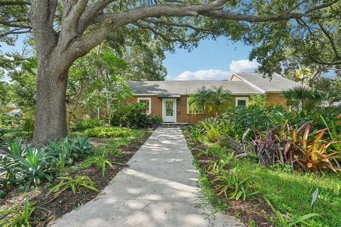 Welcome to this exceptional residence in the heart of St. Petersburg’s highly desirable Historic Kenwood neighborhood—a community known for its tree-lined streets, colorful bungalows, and vibrant arts scene. This property perfectly blends timeless mi...