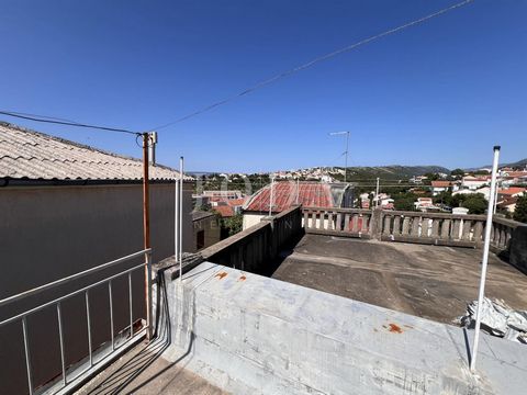 Location: Primorsko-goranska županija, Novi Vinodolski, Novi Vinodolski. ID CODE: 7077 Marina Mudrovčić Agent s licencom Mob: 0915787803 Tel: 051403771 E-mail: marina@joda-nekretnine.hr www.joda-nekretnine.hr Ana Šutalo, bcc.oec Agent s licencom Mob:...
