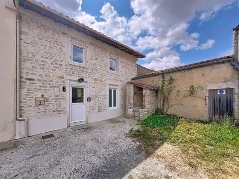 Maison rénovée pleine de charme et d’originalité.