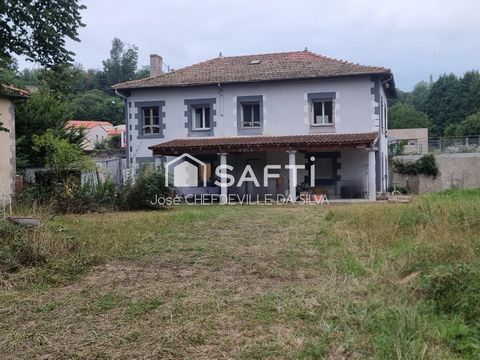Maison 1850, cachet historique et beau terrain