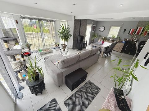 MAISON FAMILLIALE DE 2021 DE 122 M2 SUR TERRAIN DE 938 M2