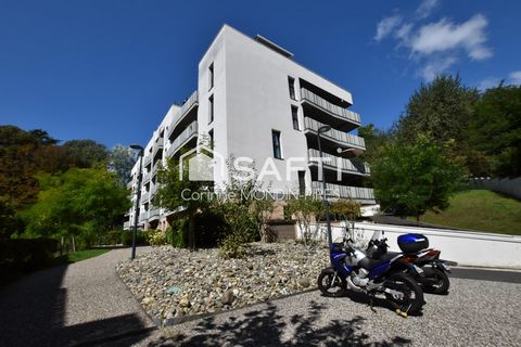T3 grande terrasse, parking sous sol, ascenseur