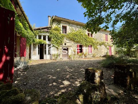 ANCIEN PRESBYTÈRE DE CHARME EN PIERRE AVEC STUDIO, DÉPENDANCES, GRAND JARDIN ET PISCINE, À 30 MIN DE BORDEAUX