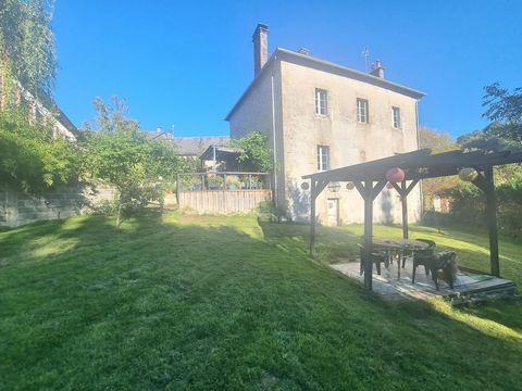 Maison de maître rénovée et meublée de 220 m² à Bugeat (19170), Corrèze