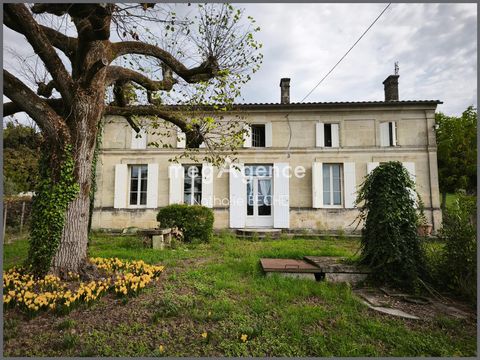 MAISON CENTRE VILLE ST SAVIN