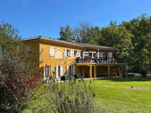 Superbe propriété de plusieurs maisons au calme