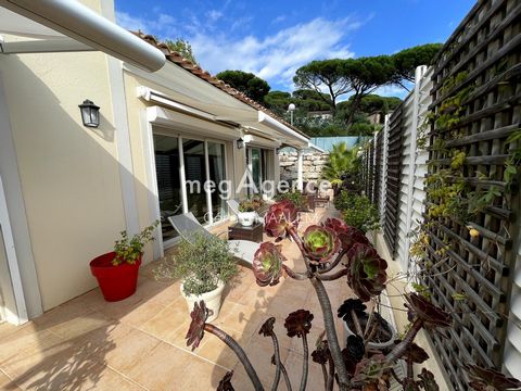 Maison mitoyenne de 112m² avec terrasse et 3 parkings à Sainte Maxime