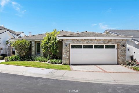 Sold off-market. Nestled in the coveted guard-gated enclave of Seaview, this beautifully renovated single-level home offers privacy, sophistication, and effortless coastal living. The thoughtfully designed floor plan features 3 bedrooms, a generous o...