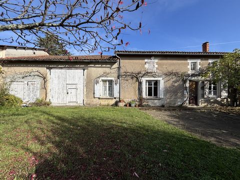 Maison de Caractère avec Grande Grange, Garage et Plus de 1 600 m² de Terrain Attenant